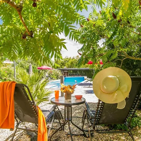 アパート Awesome In Krk With Kitchen *