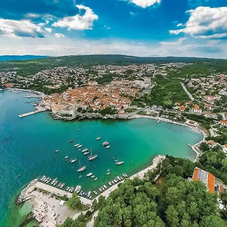 شقة Awesome In Krk With Kitchen *